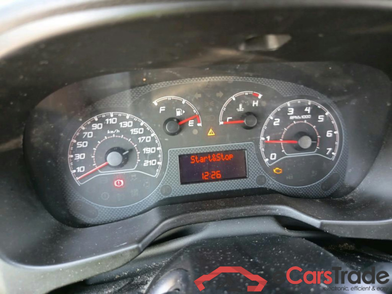 FIAT Fiorino / 2016 / 4P / combi Combi SX N1 1.3 Mjet 59kW (80CV) #4