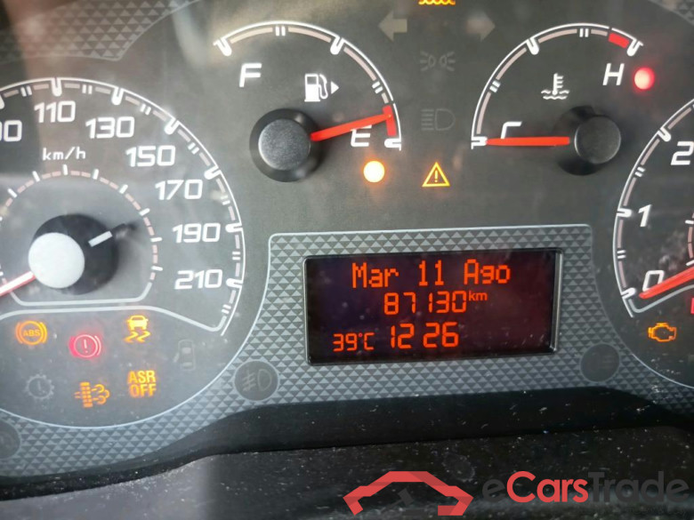 FIAT Fiorino / 2016 / 4P / combi Combi SX N1 1.3 Mjet 59kW (80CV) #5