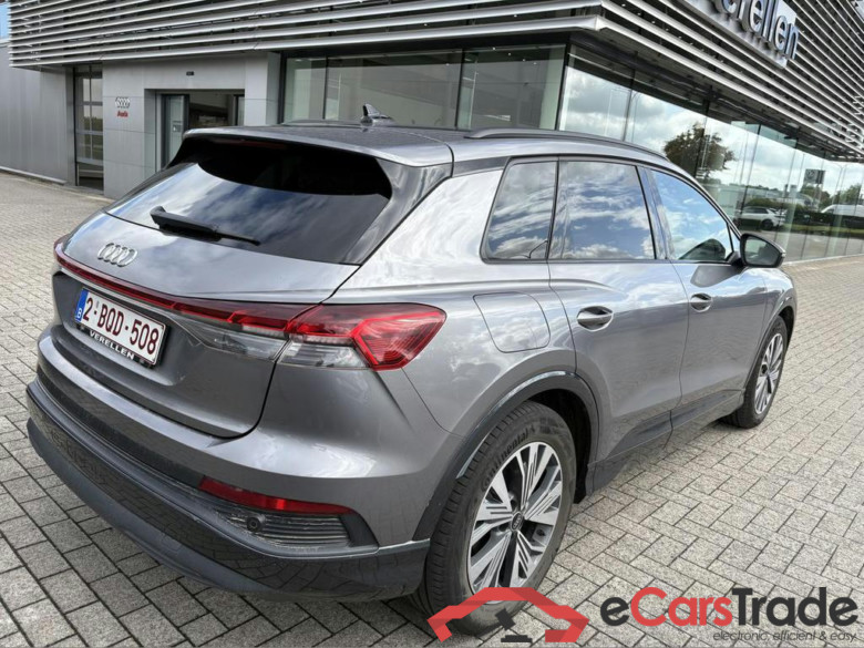 AUDI Q4 e-tron 82 kWh 40 Attraction #3