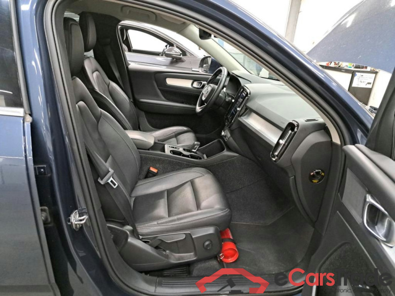 VOLVO - VOL XC40 T4 Recharge 211PK Geartronic Inscription Expression With Arianne Leather & Winter & Park Assist  * HYBRID * #3
