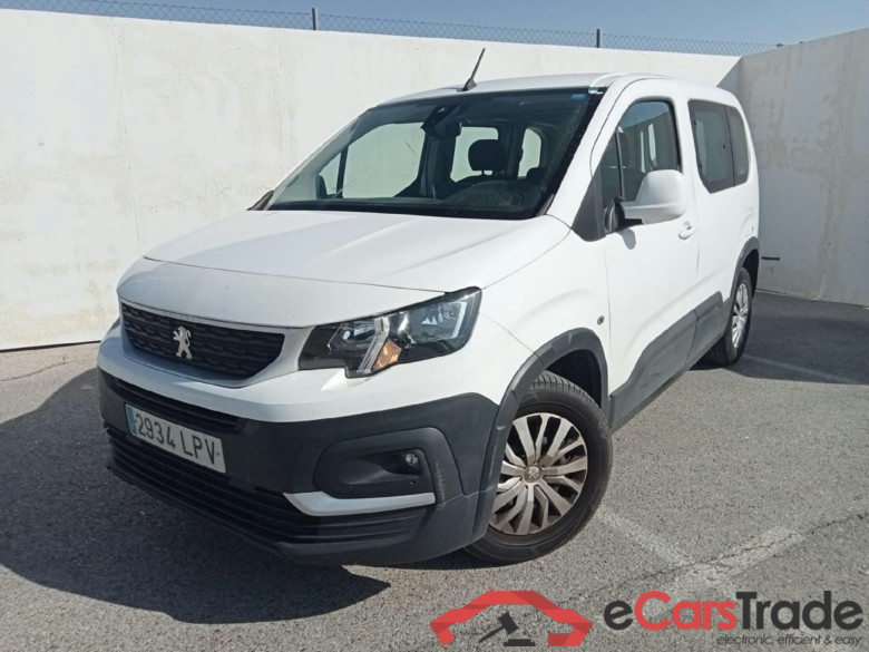 PEUGEOT Rifter / 2018 / 4P / combi Active Standard BlueHDi 73kW (IND) (CX2) #1