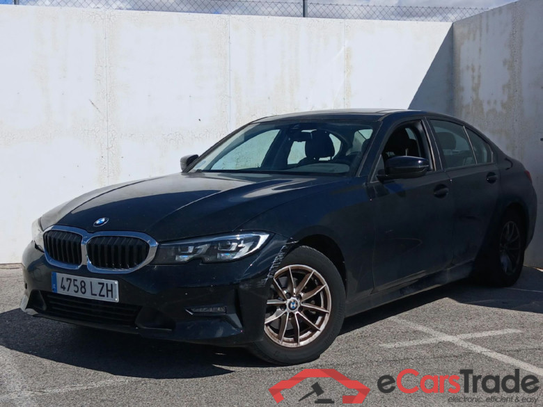 BMW Serie 3 / 2018 / 4P / sedán 318d Auto.