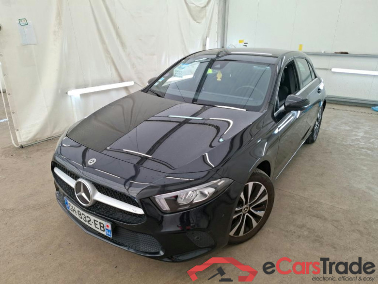 MERCEDES-BENZ Classe A Compact / 2018 / 5P / Berline A 250 e Business Line 8G-DCT #1