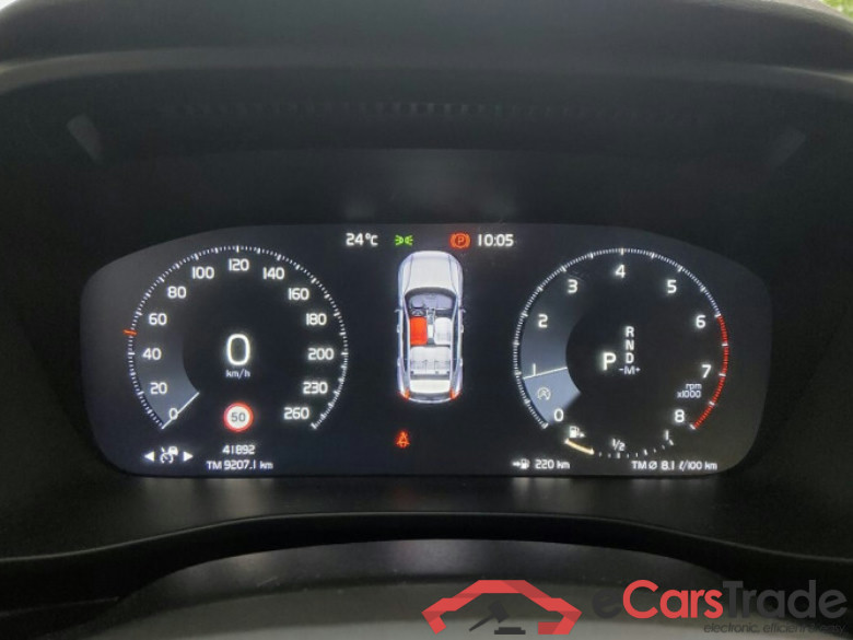 Volvo XC40 (2017->) DE - SUV5 T3 2WD EU6d, R-Design, 2020 - 2022 #6