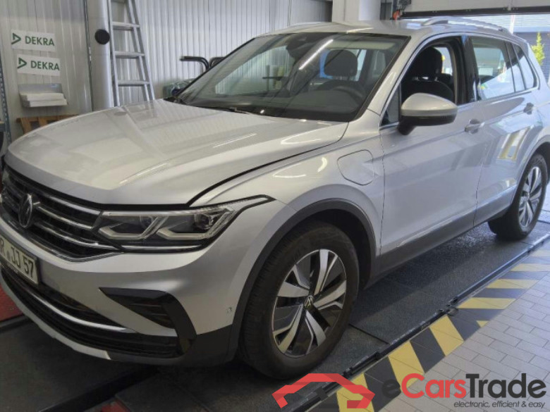 Volkswagen Tiguan (AX1)(07.2020->2024) DE - SUV5 1.4 TSI eHybrid EU6d, Elegance OPF, (Facelift) 2020 - 2023