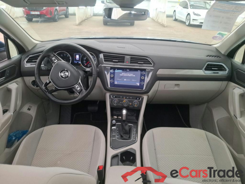 VOLKSWAGEN Tiguan Allspace / 2017 / 5P / SUV 1.5 TSI 150 EVO DSG7 Confortline Busines #5