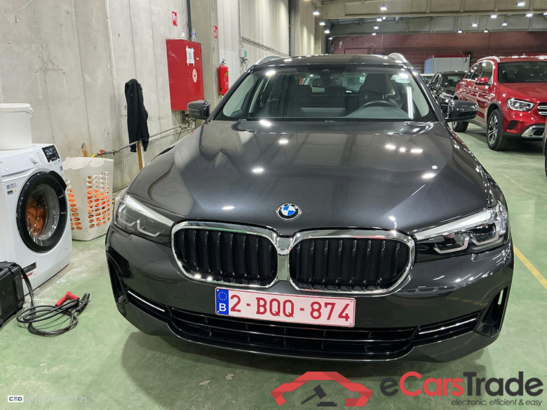 BMW 5 TOURING - 2020 520iA MHEV #2