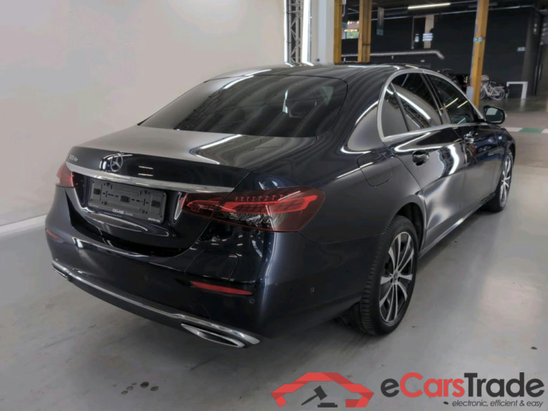 MERCEDES-BENZ E-CLASS BERLINE 2.0 E 300 DE BUSINESS SOLUTION AUTO #4