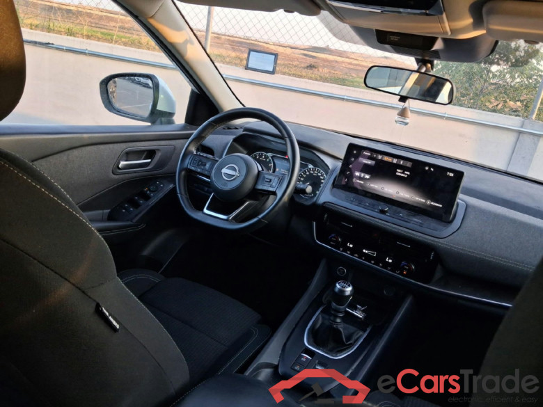 NISSAN QASHQAI / 2024 / 5P / todoterreno DIG-T 103kW (140CV) mHEV 4x2 Acenta #3