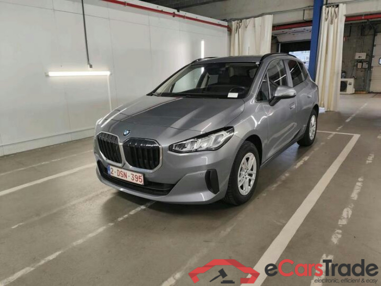 BMW 2 Reeks Active Tourer Série 2 Active Tourer 220i (100kW) (Mild Hybrid) 110kW/150pk  5D/P Auto-7 - CO2 indicative