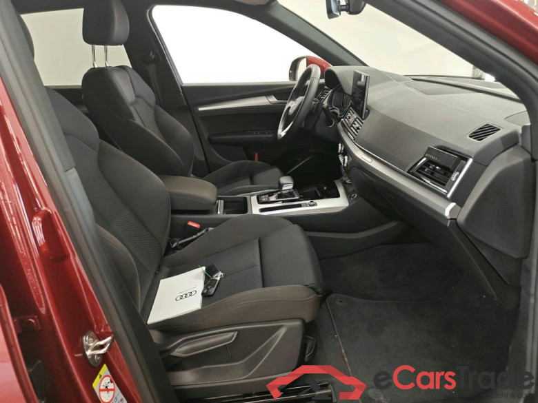 Audi Q5 50 TFSI e quattro S tronic Advanced Edit 5d #3