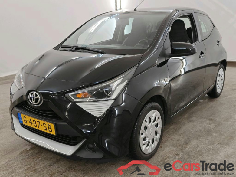 Toyota AYGO 1.0 VVT-i x-play 5d