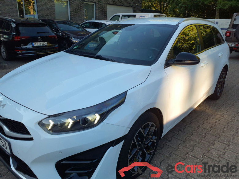 Kia Ceed Sportswagon  #2