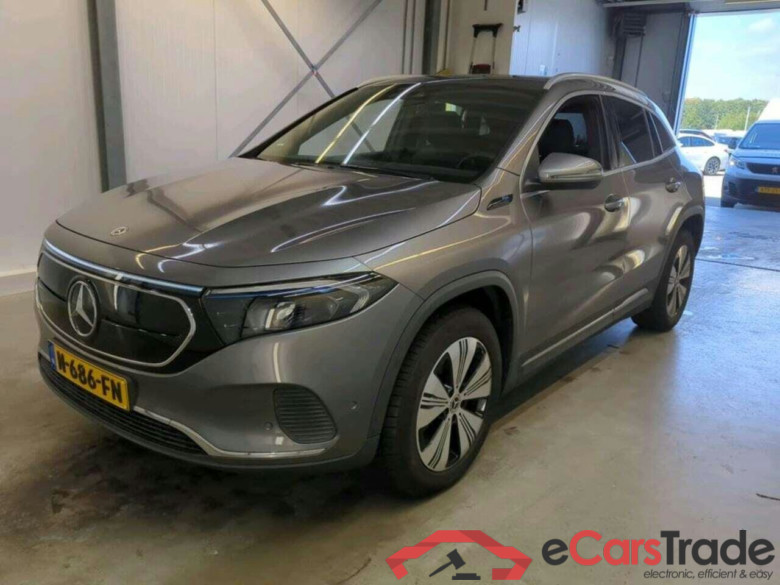MERCEDES-BENZ EQA 250 Bns Sol. Lux #1