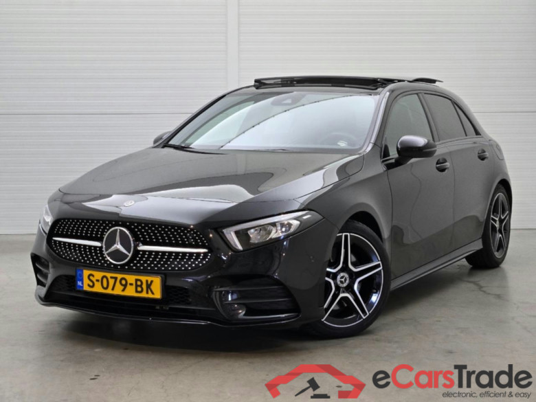 MERCEDES-BENZ A-klasse 220 4MATIC Premium Plus #1