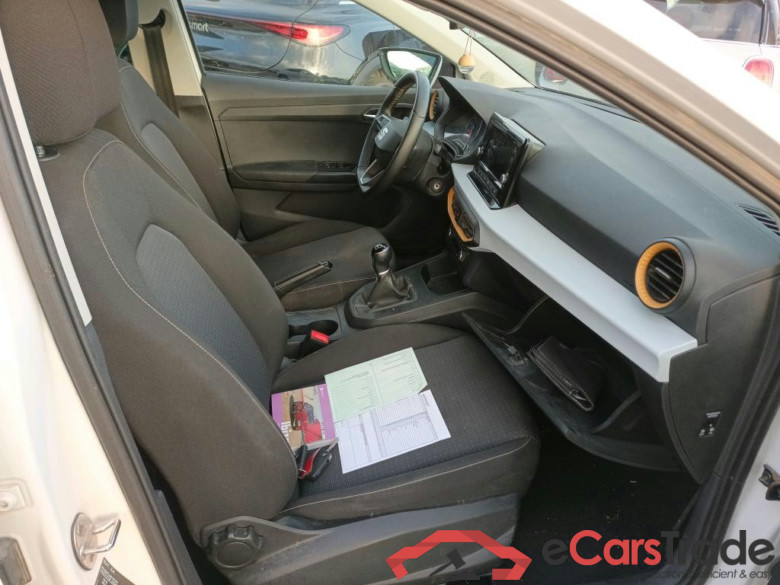SEAT Ibiza / 2017 / 5P / berlina con portón 1.0 TSI 81kW (110CV) Style Plus (AC2) #6