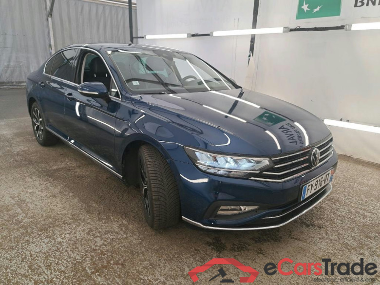 VOLKSWAGEN Passat / 2019 / 4P / Berline 2.0 TDI 150 SCR DSG7 LOUNGE #4