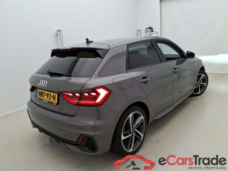 AUDI A1 Sportback 30 TFSI S edition #2