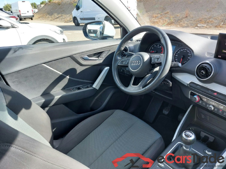 AUDI Q2 / 2016 / 5P / todoterreno Design 30 TFSI 85kW (116CV) (AC) #3