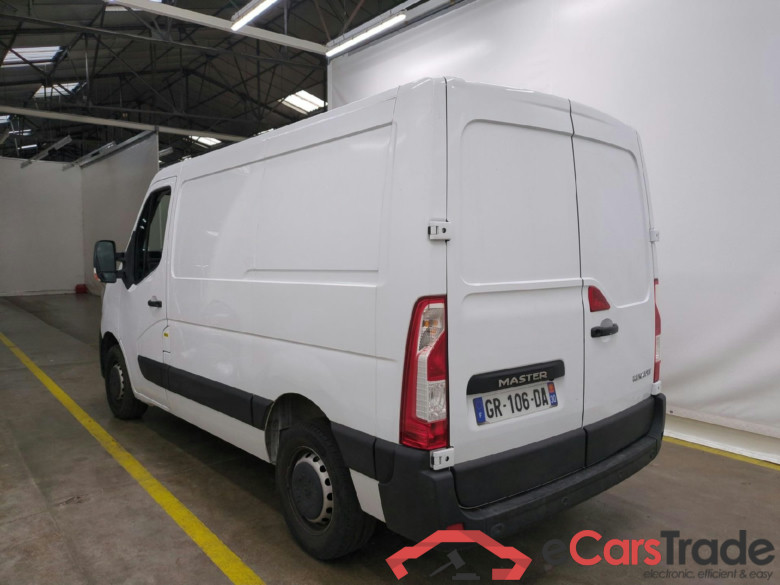 RENAULT Master / 2019 / 4P / Fourgon tôlé FG Tr CF F3300 L1H1 Blue dCi 135 #2