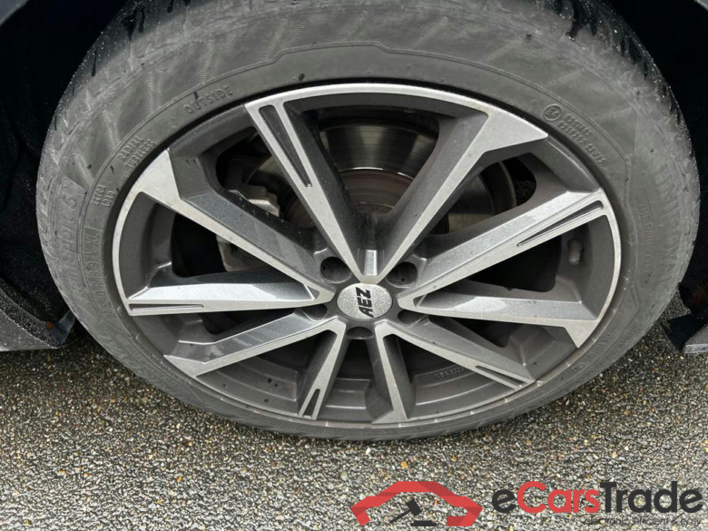 VOLVO XC40 Dsl XC40 2.0 D3 R-Design #5