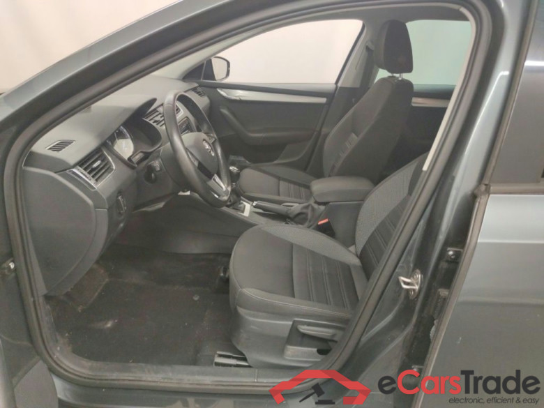 Skoda Octavia Combi 2.0 CRTDI 110kW GreenTec Ambition 5d #3