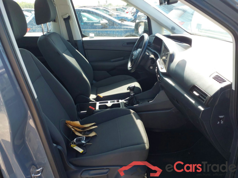 FORD Tourneo Connect 2.0L EcoBlue 75KW 102CV SWB Manual Trend #3
