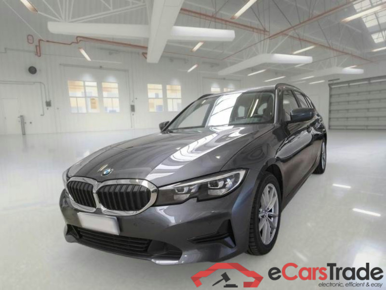 BMW SERIE 3 / 2018 / 5P / STATION WAGON 318D 48V BUSINESS ADVANTAGE TOURING AUTO