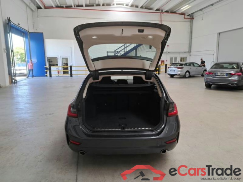BMW SERIE 3 / 2018 / 5P / STATION WAGON 318D 48V BUSINESS ADVANTAGE TOURING AUTO #5