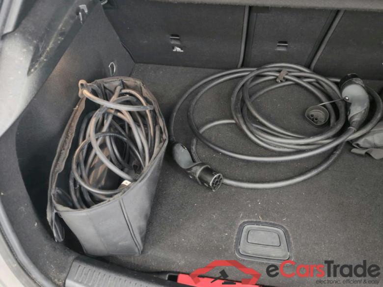 MERCEDES-BENZ A-CLASS 1.3 A 250 E DCT BUSINESS SOLUTION #1