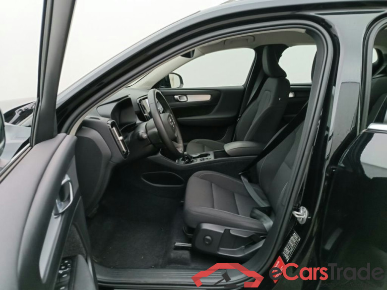 VOLVO XC40 1.5 T4 PHEV 129hp Inscription Expression 5d #3