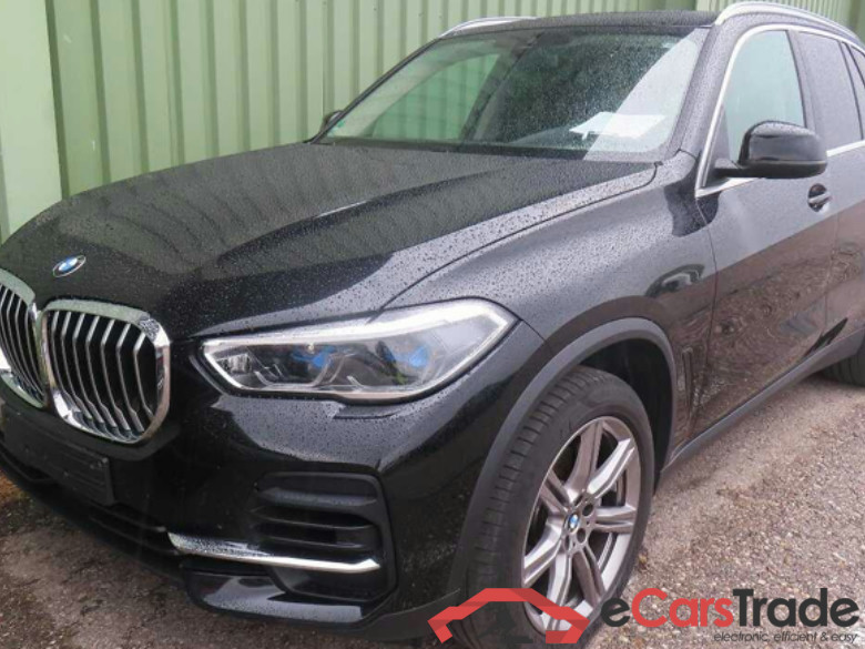 Baureihe X5 xDrive 30 d 3.0 210KW AT8 E6d #1