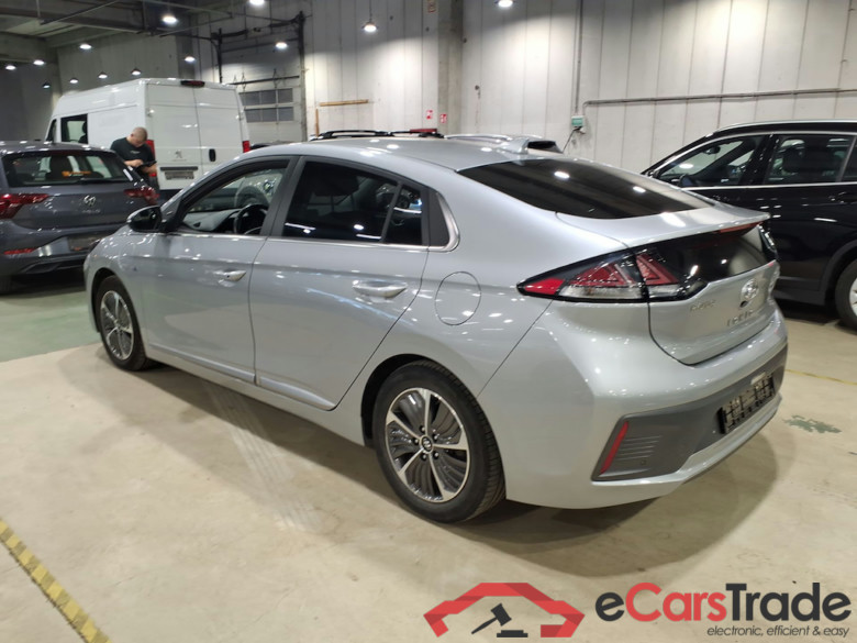 HYUNDAI IONIQ 1.6 PLUG-IN HYBRID FEEL #2