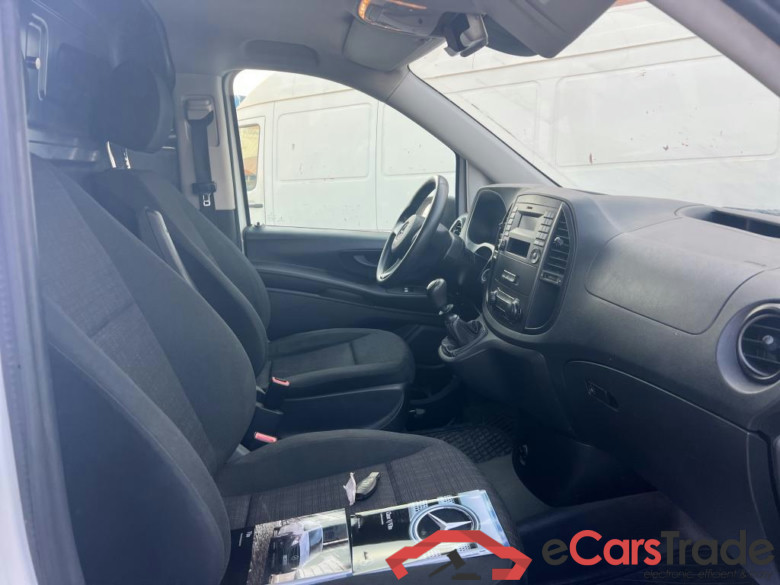MERCEDES-BENZ Vito / 2014 / 4P / furgón 111 CDI Larga #6