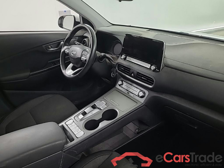 HYUNDAI Kona Comfort Smart Electric 64 kWh 5D #6
