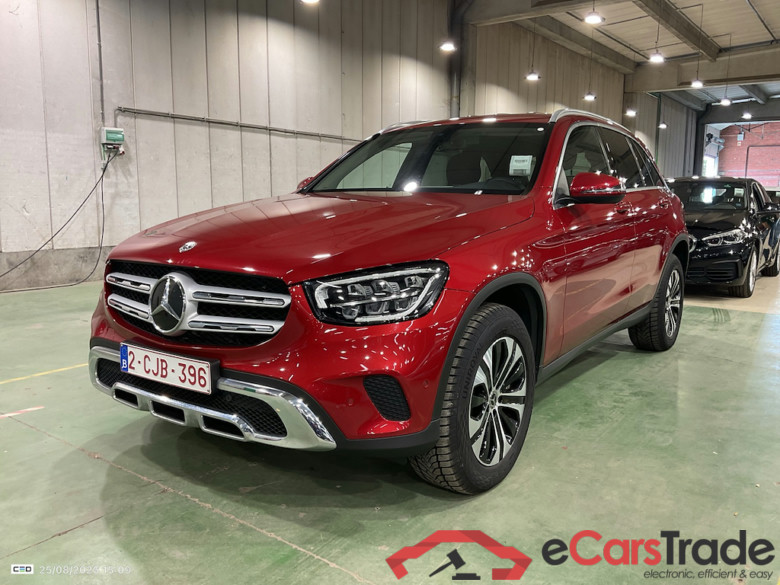 MERCEDES-BENZ GLC 2.0 GLC 300 DE 4MATIC 4WD BUS SOL AUTO