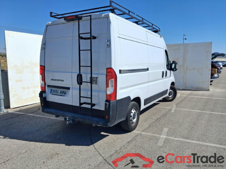 FIAT Ducato / 2023 / 4P / furgón 35 L2H2 BlueHDi (103kW) #2
