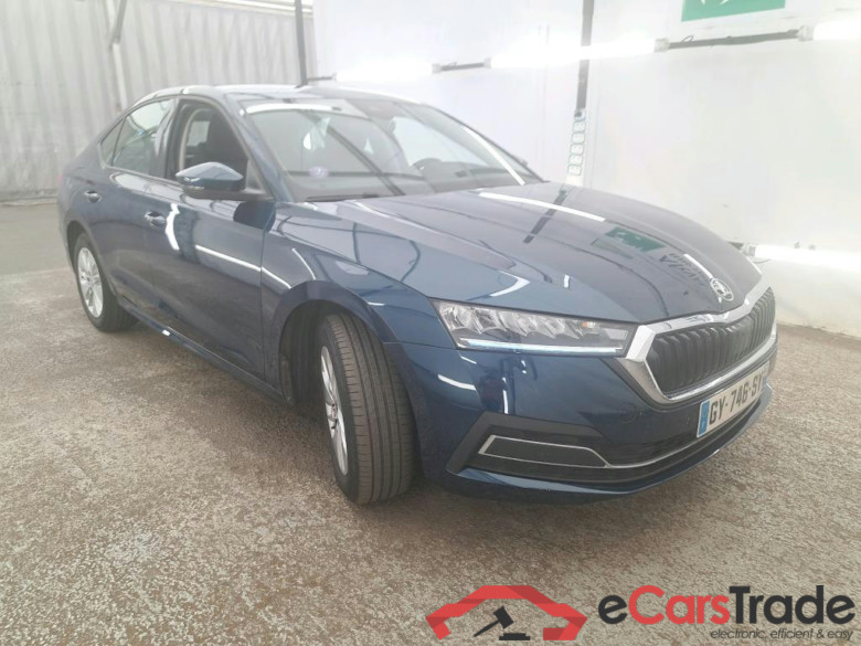 SKODA Octavia / 2020 / 5P / Berline 1.0 TSI mHEV e-TEC 110 DSG7 Ambition #4