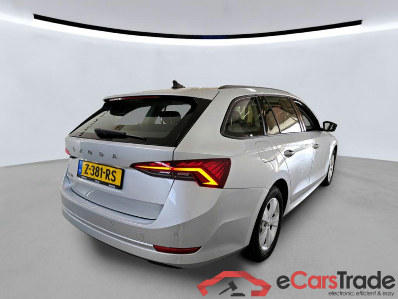 SKODA Octavia Combi 81 kW #6