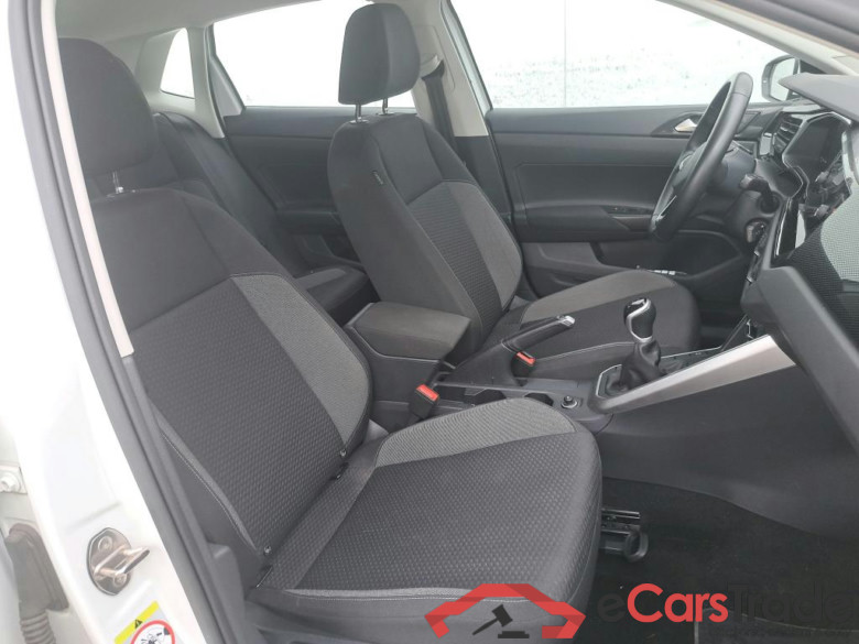 VOLKSWAGEN Polo / 2021 / 5P / berlina con portón Life 1.0 TSI 70kW (95CV) #6