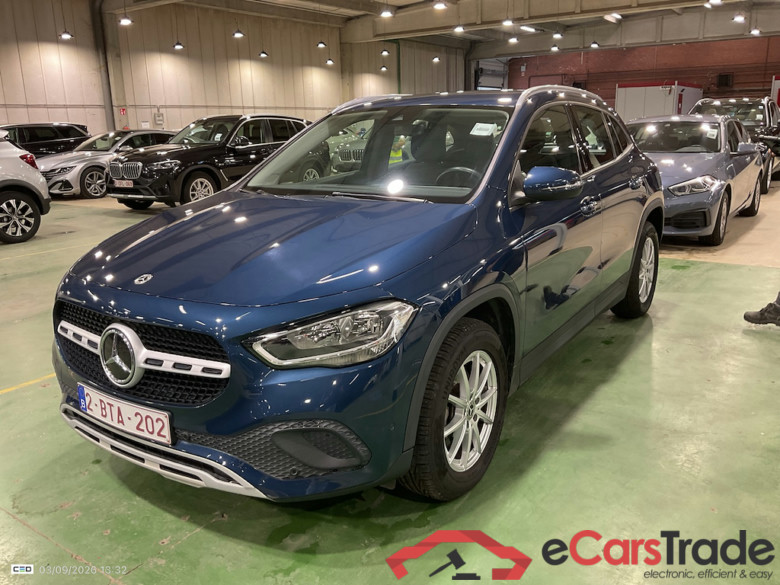 MERCEDES-BENZ GLA 1.3 GLA 180 DCT BUSINESS SOLUTION ESS