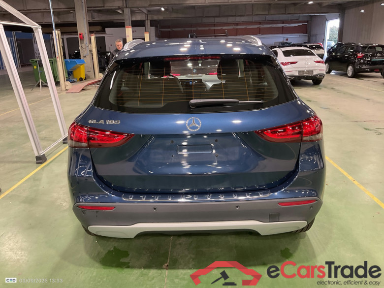 MERCEDES-BENZ GLA 1.3 GLA 180 DCT BUSINESS SOLUTION ESS #5