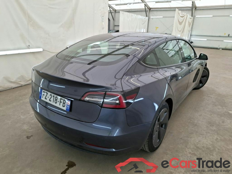 TESLA Model 3 / 2018 / 4P / Berline Grande Autonomie Dual Motor AWD #4