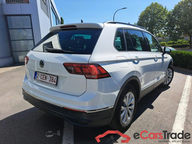 Volkswagen Tiguan 2.0 TDI Aut. LED Virtual Navi Camera Klima PDC ... #3