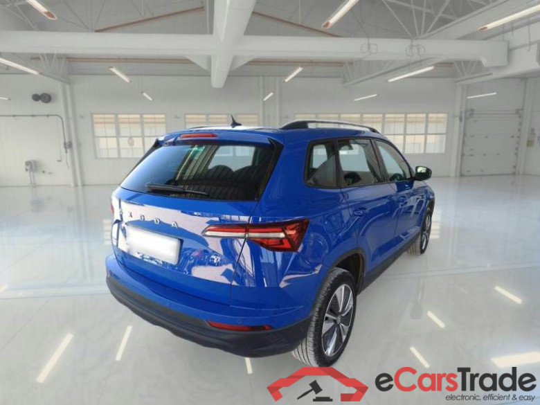SKODA KAROQ / 2022 / 5P / SUV 2.0 TDI 85KW EVO SCR EXECUTIVE DSG #2