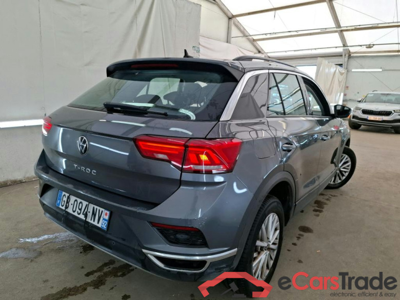 VOLKSWAGEN T-Roc / 2017 / 5P / SUV 1.0 TSI 110 LOUNGE #3
