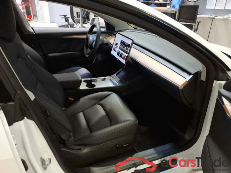 Tesla Model 3 - Lim4, RWD 60 kWh, 2021 - 2023 60 kWh #5