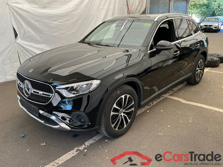 MERCEDES-BENZ GLC 220 d 4Matic 9G-TRONIC Avantgarde Advanced 5d 145kW
