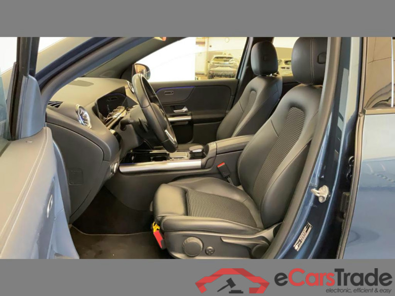 MERCEDES-BENZ GLA (H247) GLA 180 Luxury Line #6