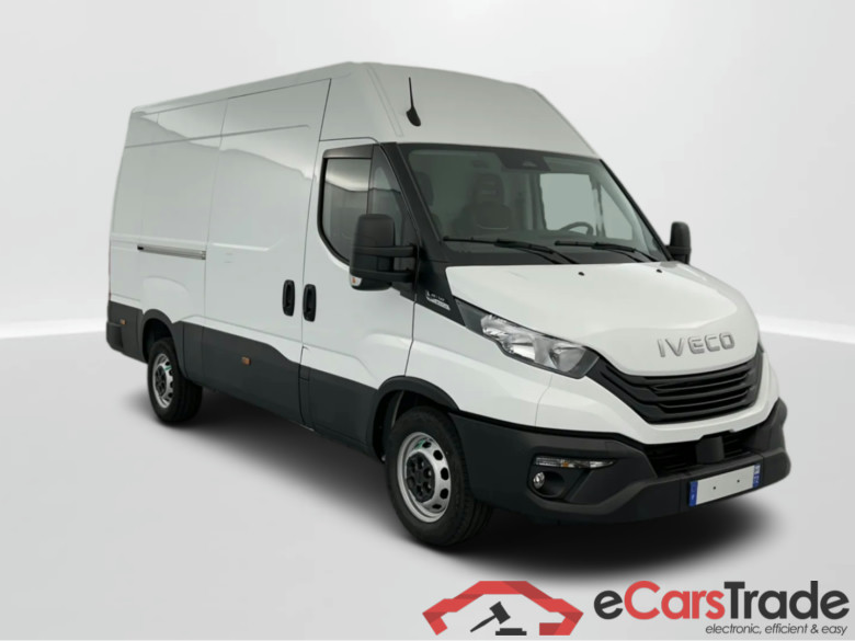 Iveco Daily 35S14BA8 12m³ 2.3 Diesel 140ch Automatic #1